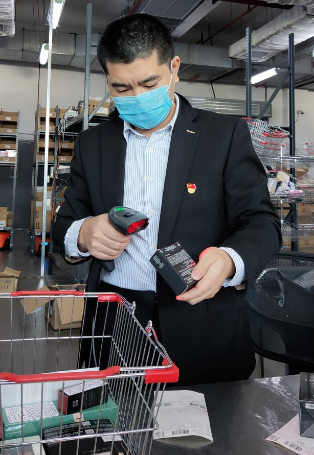 【中國免稅人在行動(dòng)?黨員先鋒篇】之一： 以“誠”守“城”，講述一名普通黨員的故事